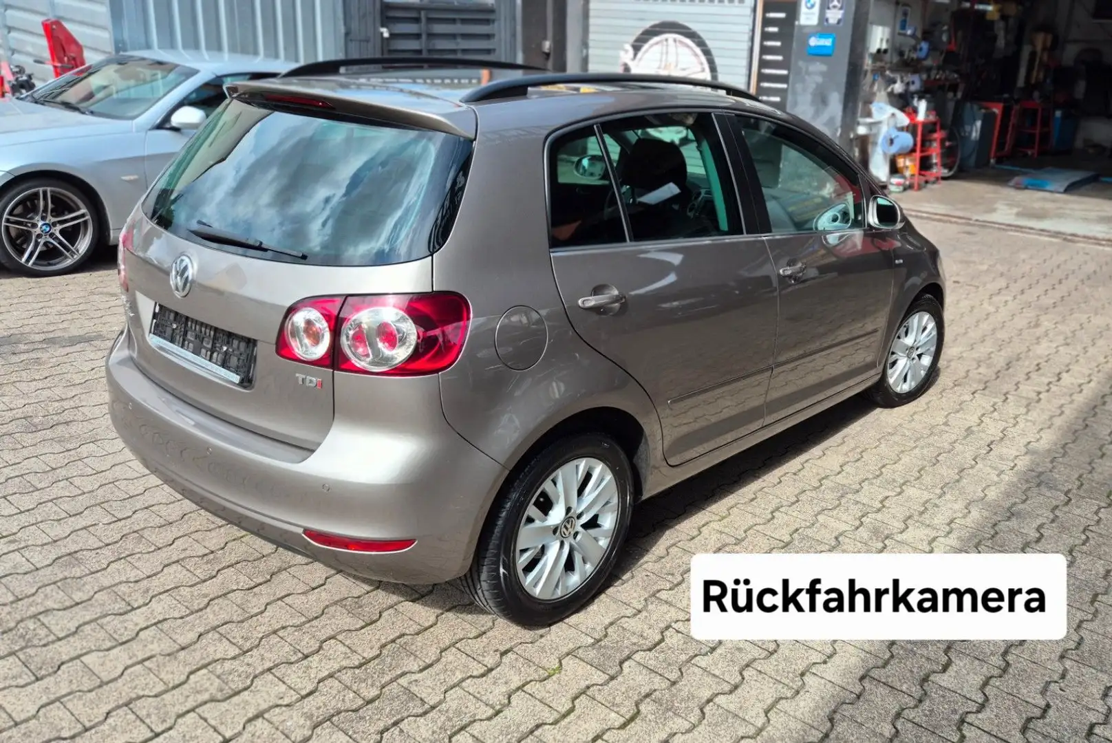 Volkswagen Golf Plus Life 1,6Tdi Kamera /Navi/ AHK/2.Hd- Braun - 2