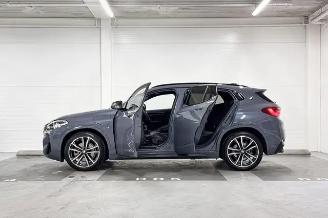 BMW X2 view 3