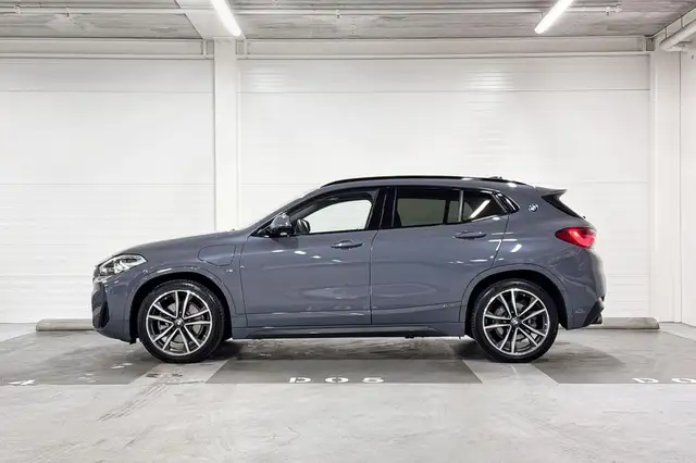 BMW X2 view 2