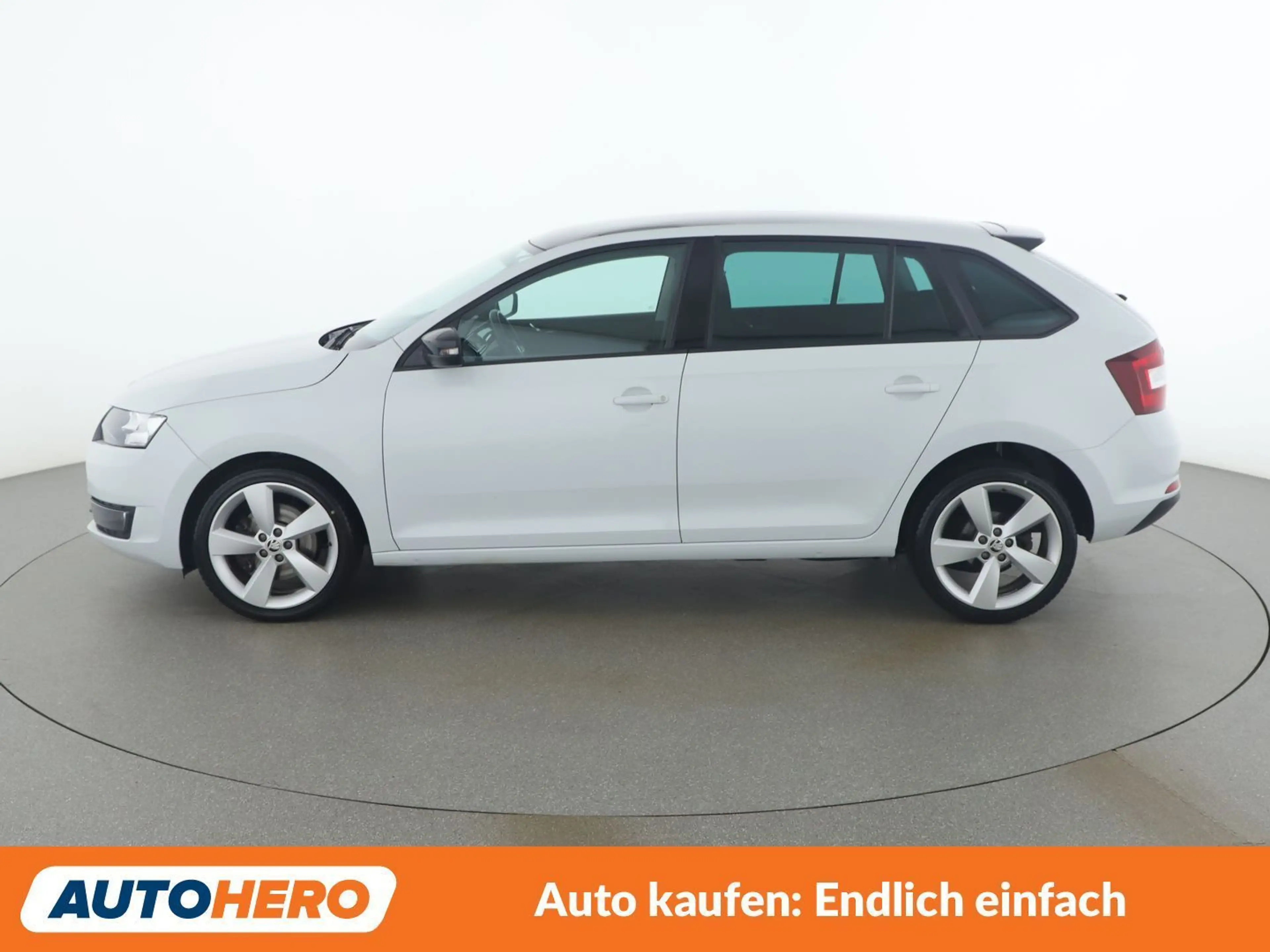 Skoda Rapid/Spaceback 1.2 TSI Sport — photo 3