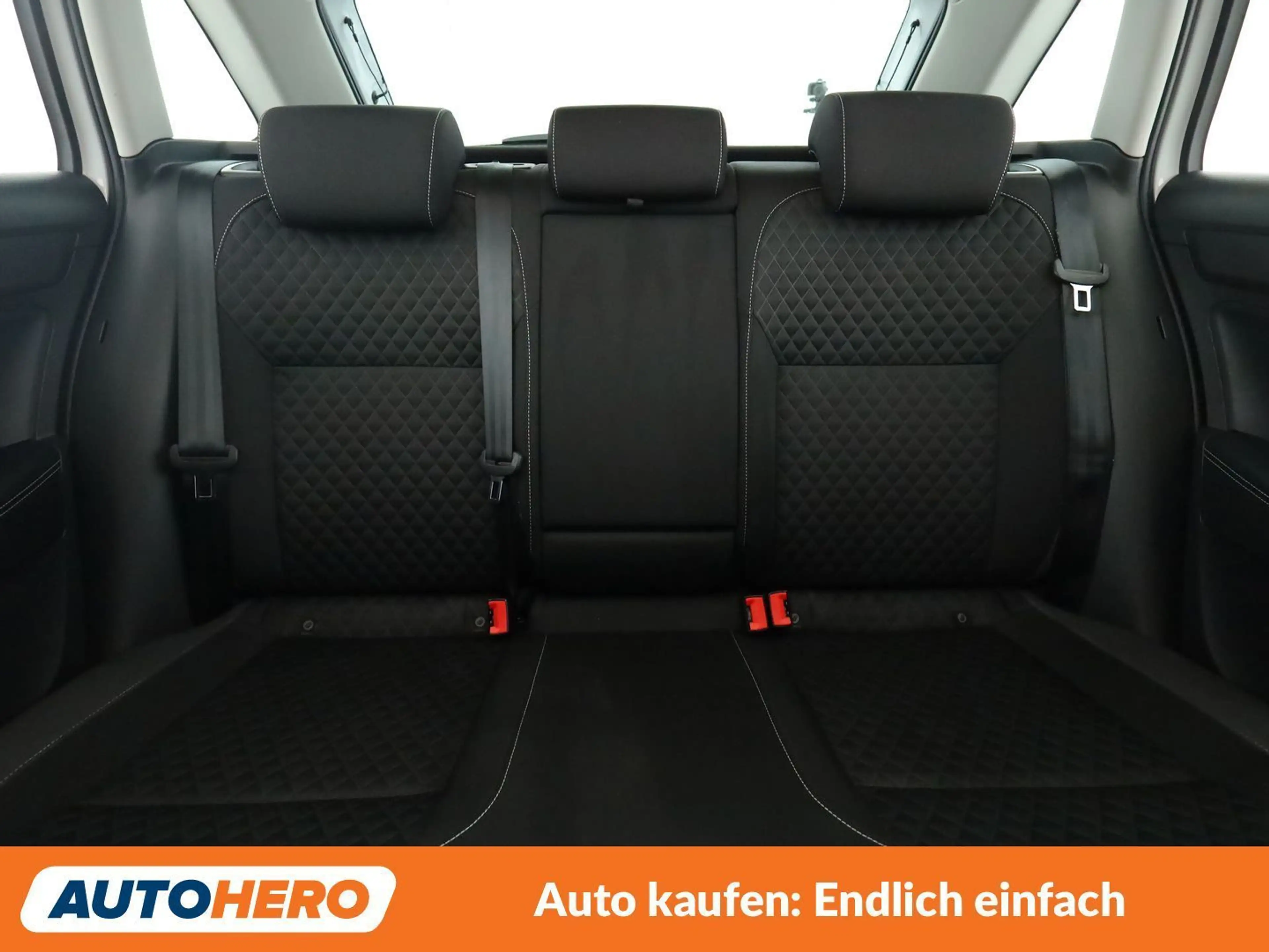 Skoda Rapid/Spaceback 1.2 TSI Sport — photo 15