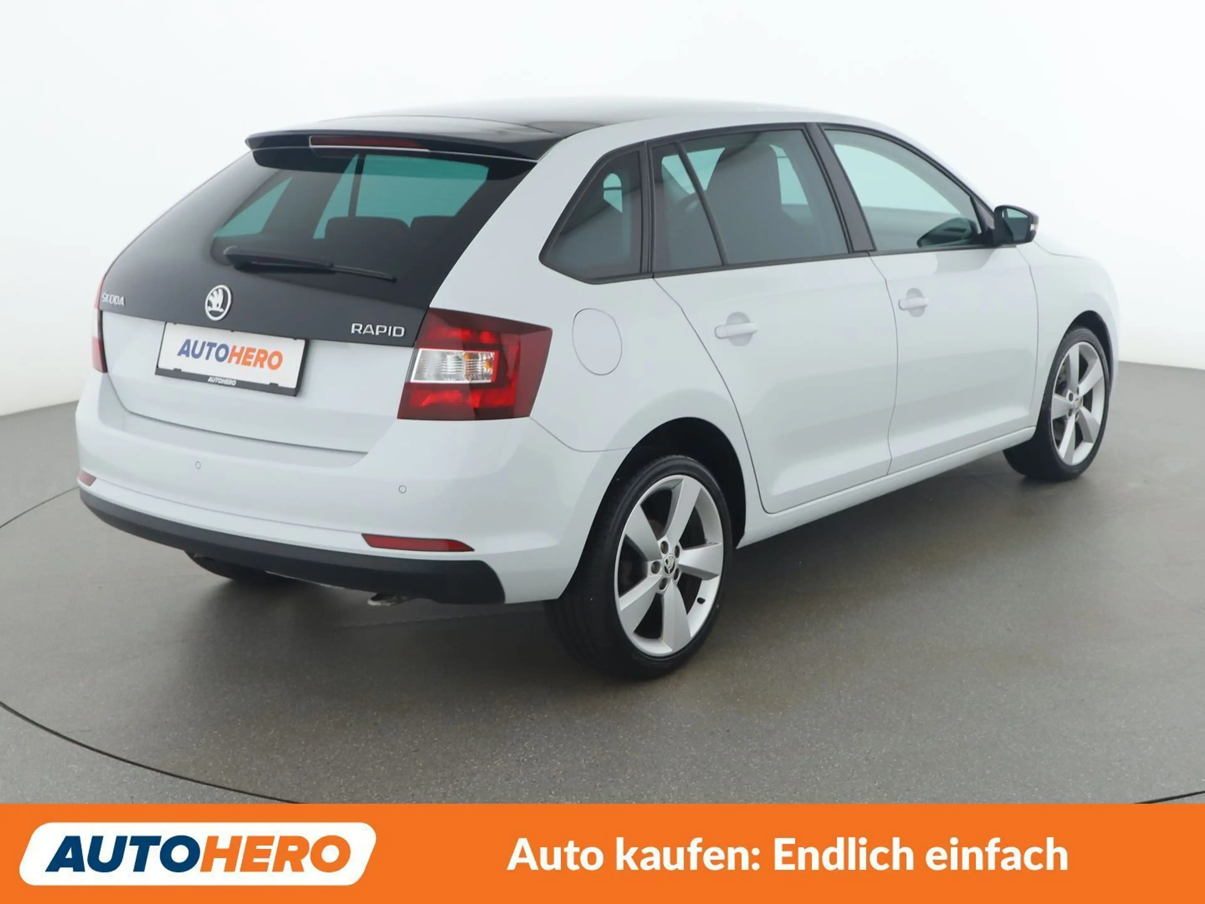 Skoda Rapid/Spaceback 1.2 TSI Sport — photo 6