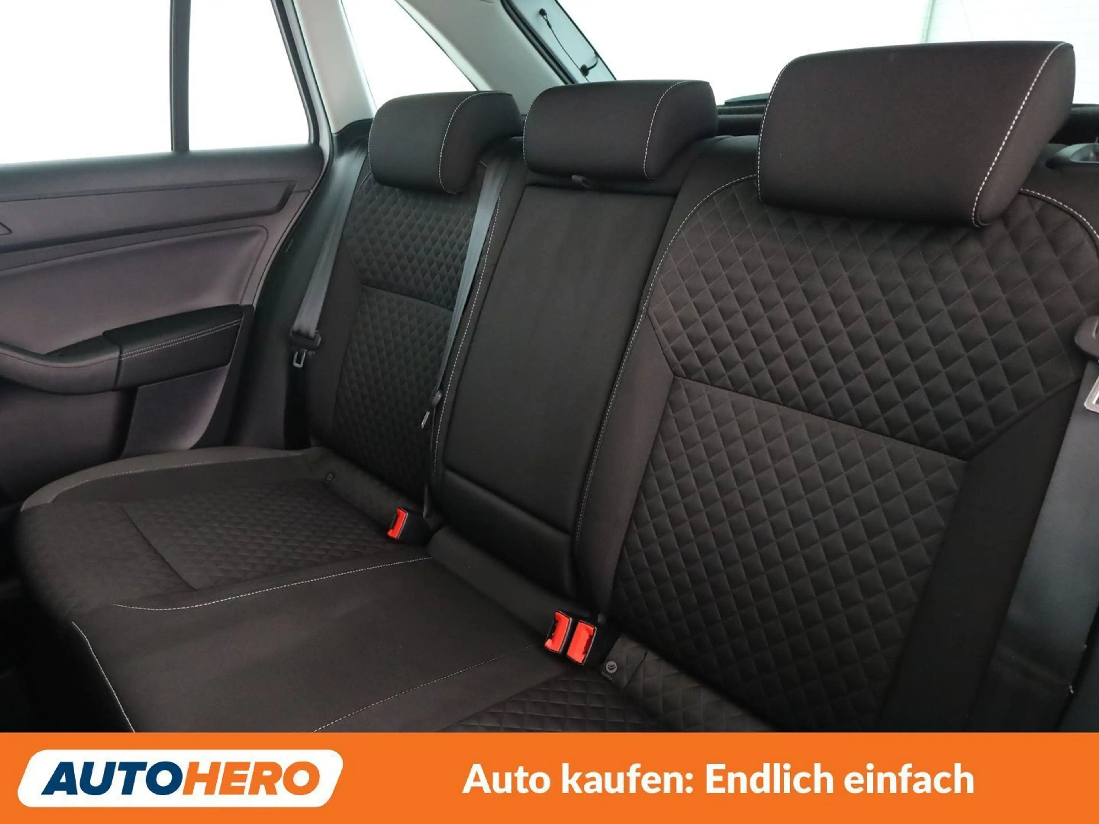 Skoda Rapid/Spaceback 1.2 TSI Sport — photo 14
