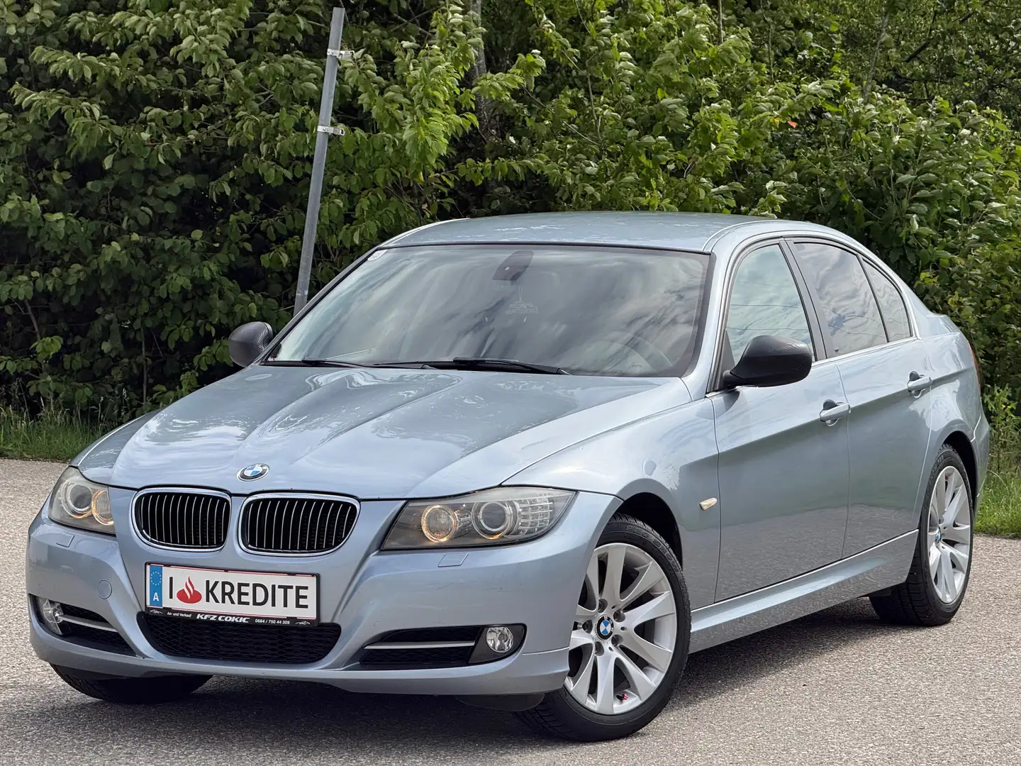 BMW 318 Finanzierung - Gepfelgt - Xenon - Facelift - Xenon Blau - 1