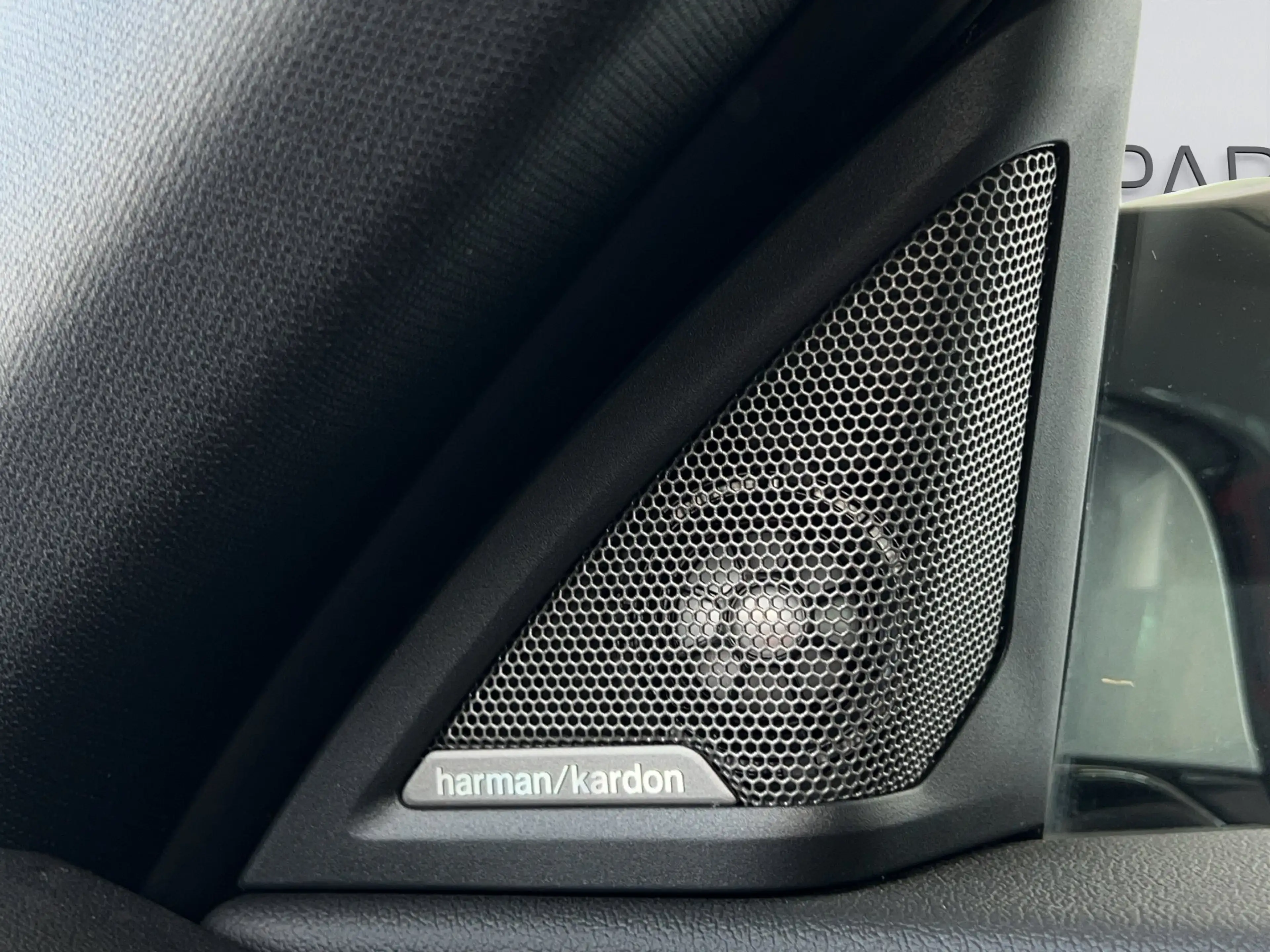 BMW M2 Coupé M-Sitze adapLED RFK HUD H/K Keyless — photo 11
