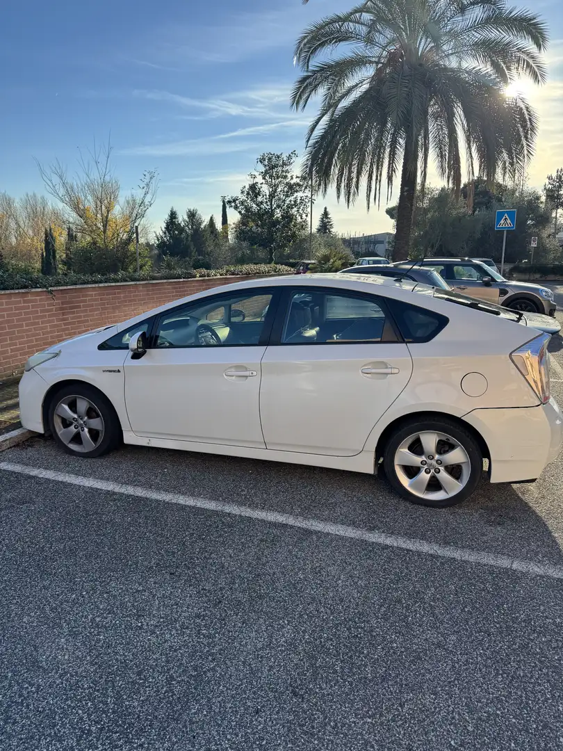 Toyota Prius 1.5 ibrida - 1