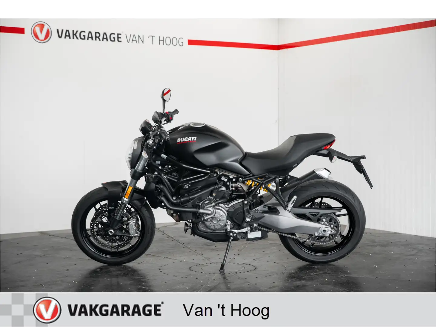 Ducati Monster 821 ABS 4000km!! Valbeugels/Alarm Zwart - 1