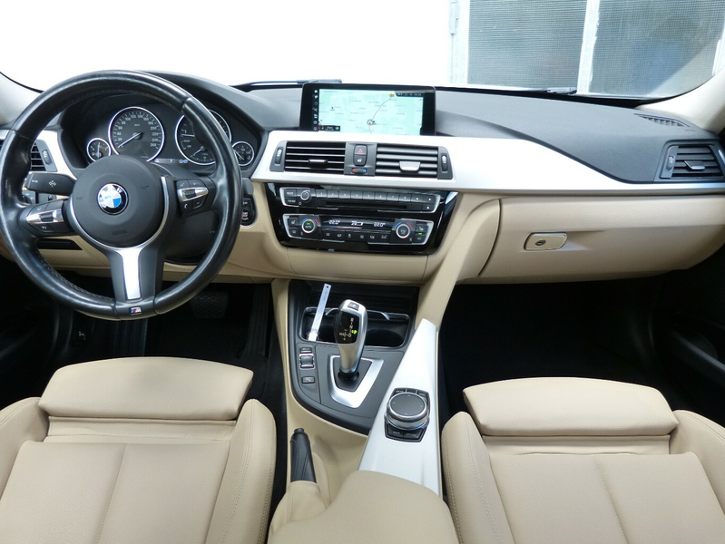 BMW 320 320i XDRIVE [AUTOMATIK/LEDER/CAM] — photo 11