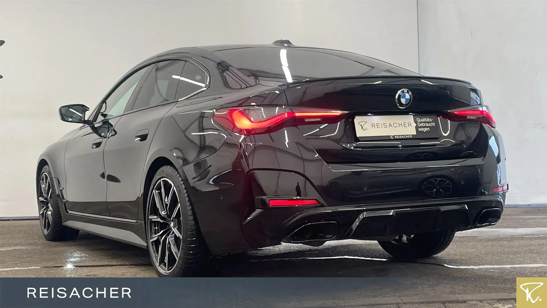 BMW M440i A xDrive Gran Coupé M Sport LCProf,Laser Schwarz - 2
