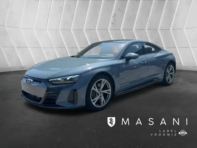 Audi e-tron GT quattro 476ch toit siege cam360