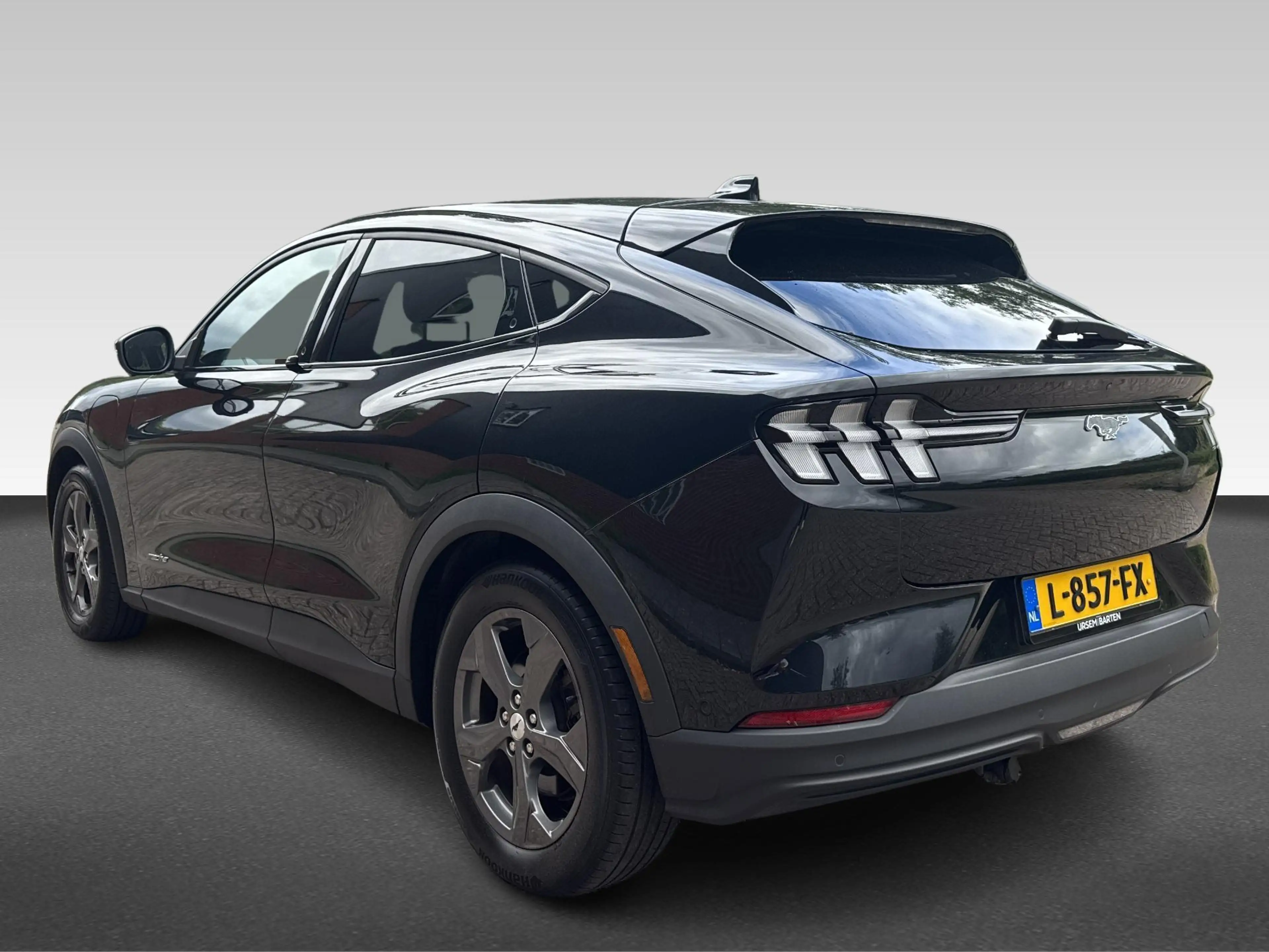 Ford Mustang Mach-E RWD 75 kWh | Achteruitrijcamera | Airco (automatis — photo 3