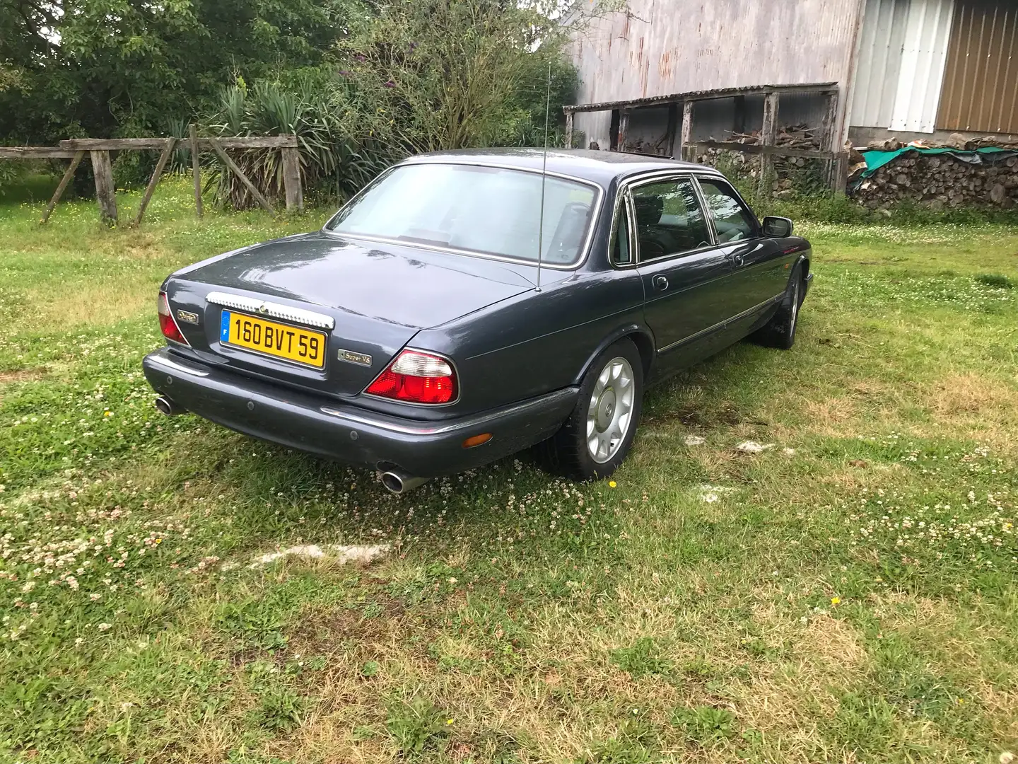 Daimler Super V8 X308 Grigio - 2