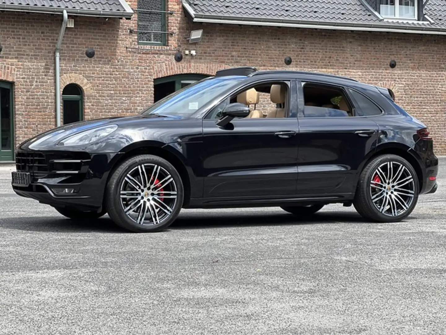 Porsche Macan Turbo SPORTDESIGN-ABGAS*21 TURBO RAD*PANORAMA* Zwart - 2