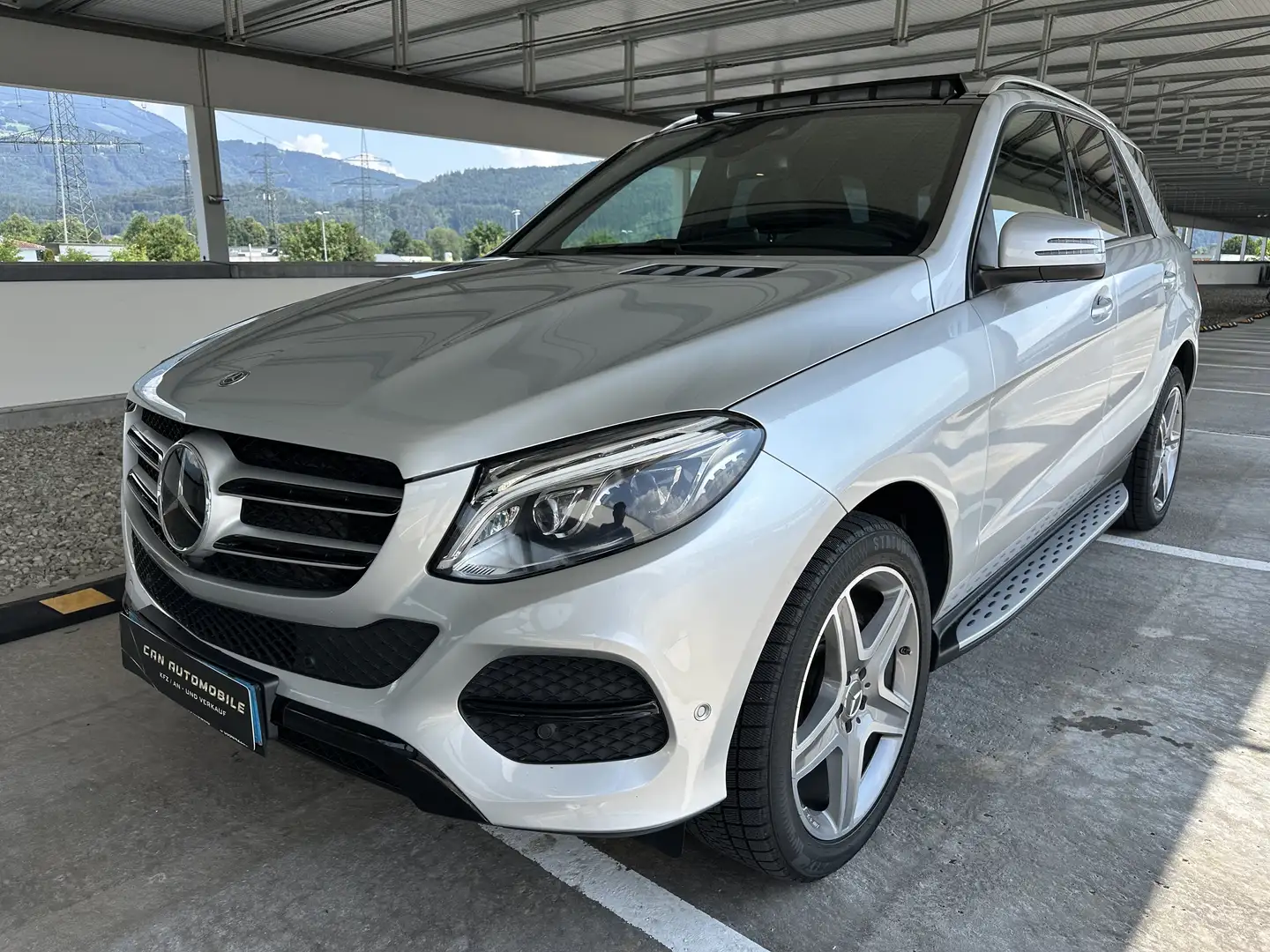 Mercedes-Benz GLE 250 GLE 250 d 4Matic (166.004) Grau - 1
