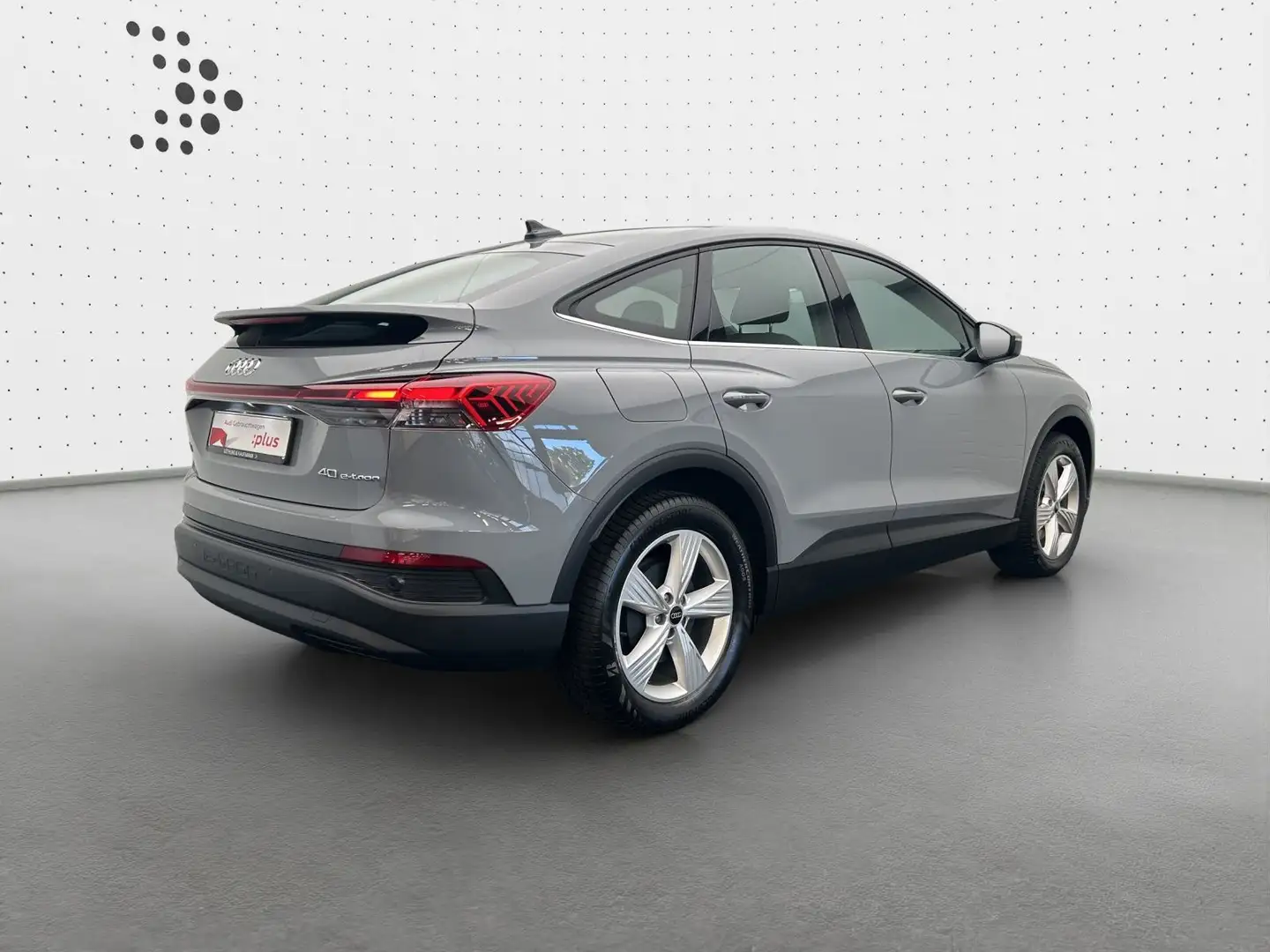 Audi Q4 e-tron 40*LED*Virtual*Smartphone In Grau - 2