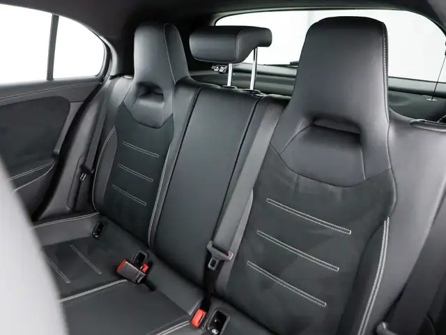 Mercedes-Benz A-Class view 14