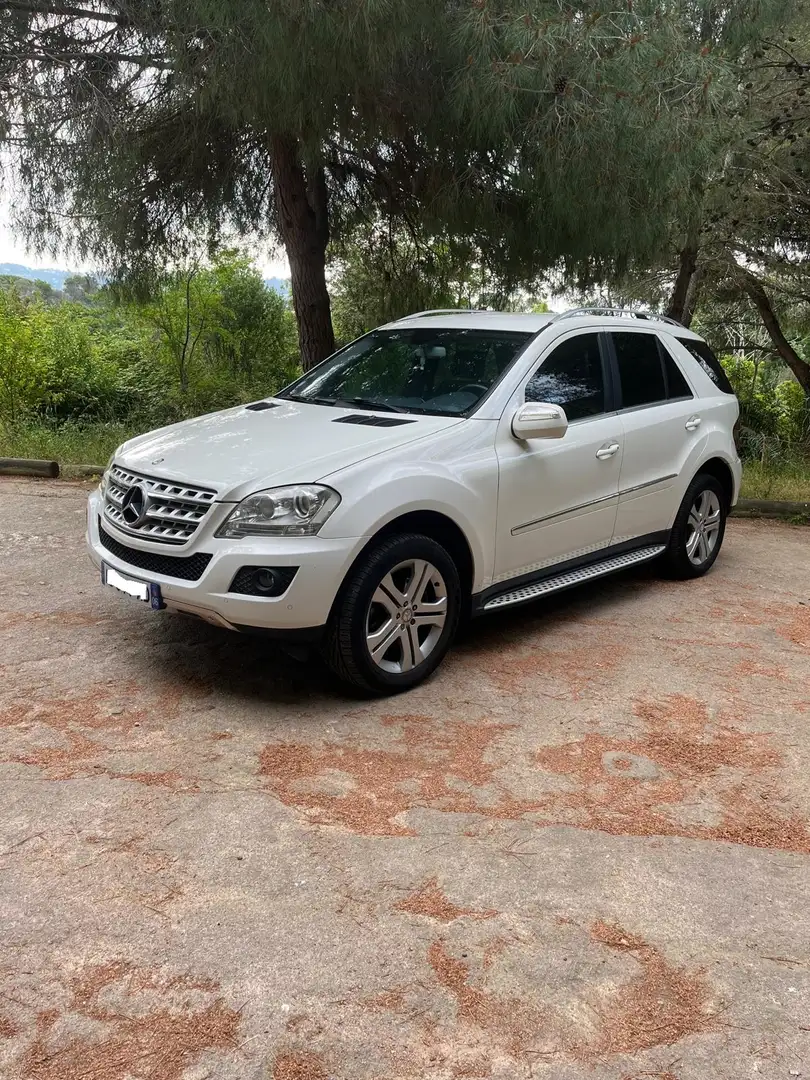 Mercedes-Benz ML 320 ML 320 CDI A Белый - 1