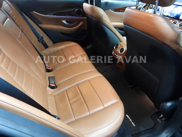 Mercedes-Benz E-Class view 28