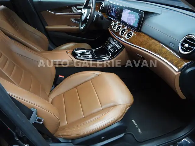 Mercedes-Benz E-Class view 17