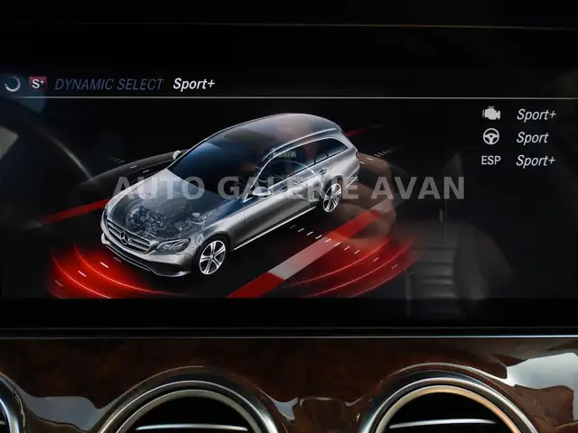 Mercedes-Benz E-Class view 25