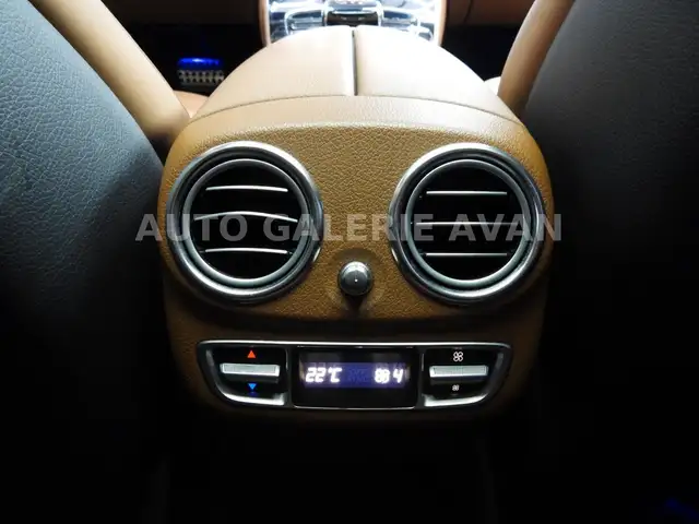 Mercedes-Benz E-Class view 22