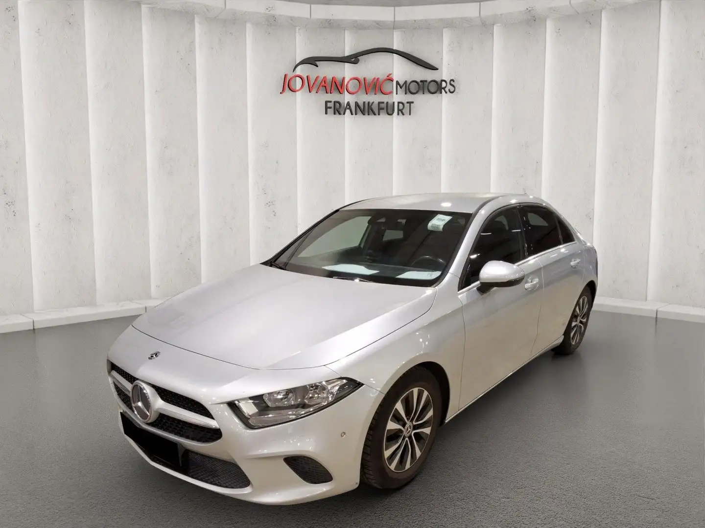 Mercedes-Benz A 180 d 7G-DCT Avantgarde,RFK,Sportlenkrad*5 Silber - 1