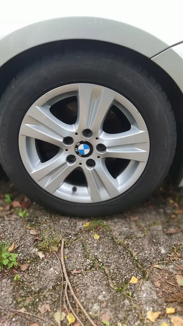 BMW 118 118i 143 ch Premiere Argent - 2
