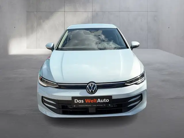 Volkswagen Golf view 8