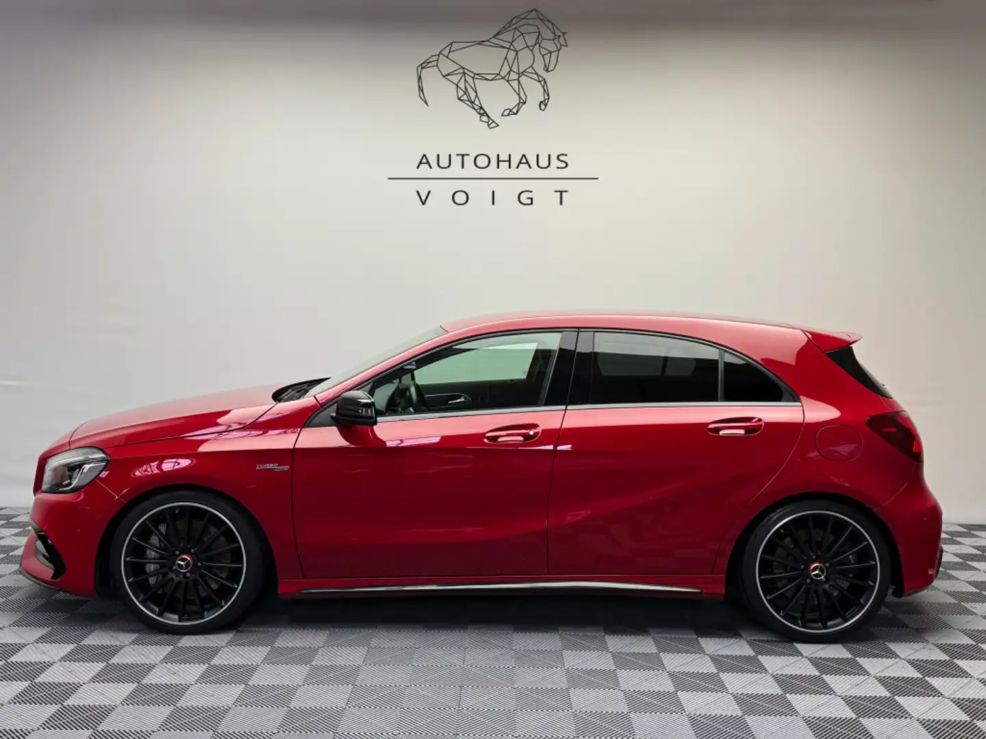 Mercedes-Benz A 45 AMG 4Matic|Sport-AGA|Night-Paket|Navi|Carbon| Piros - 1