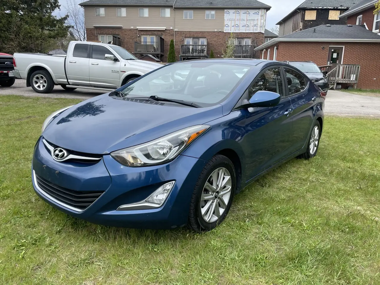 Hyundai ELANTRA снимка Hyundai ELANTRA