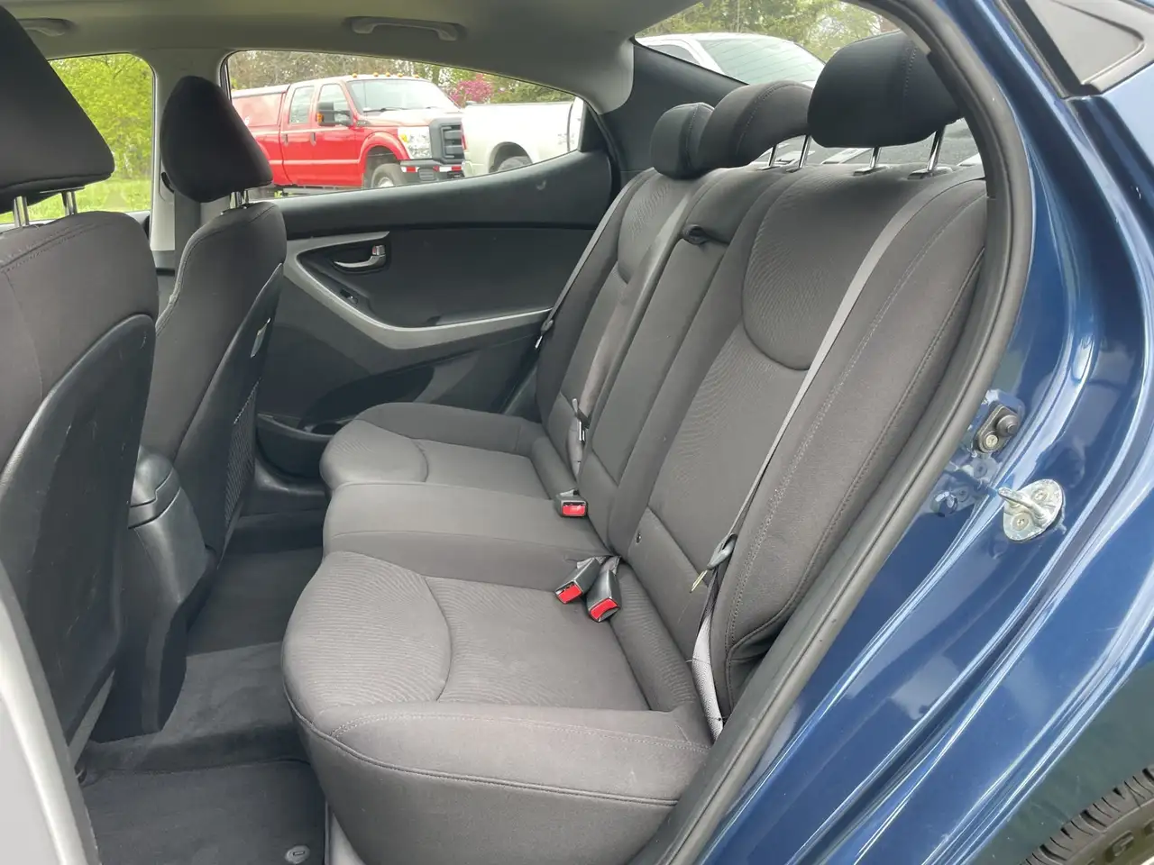 Hyundai ELANTRA снимка Hyundai ELANTRA