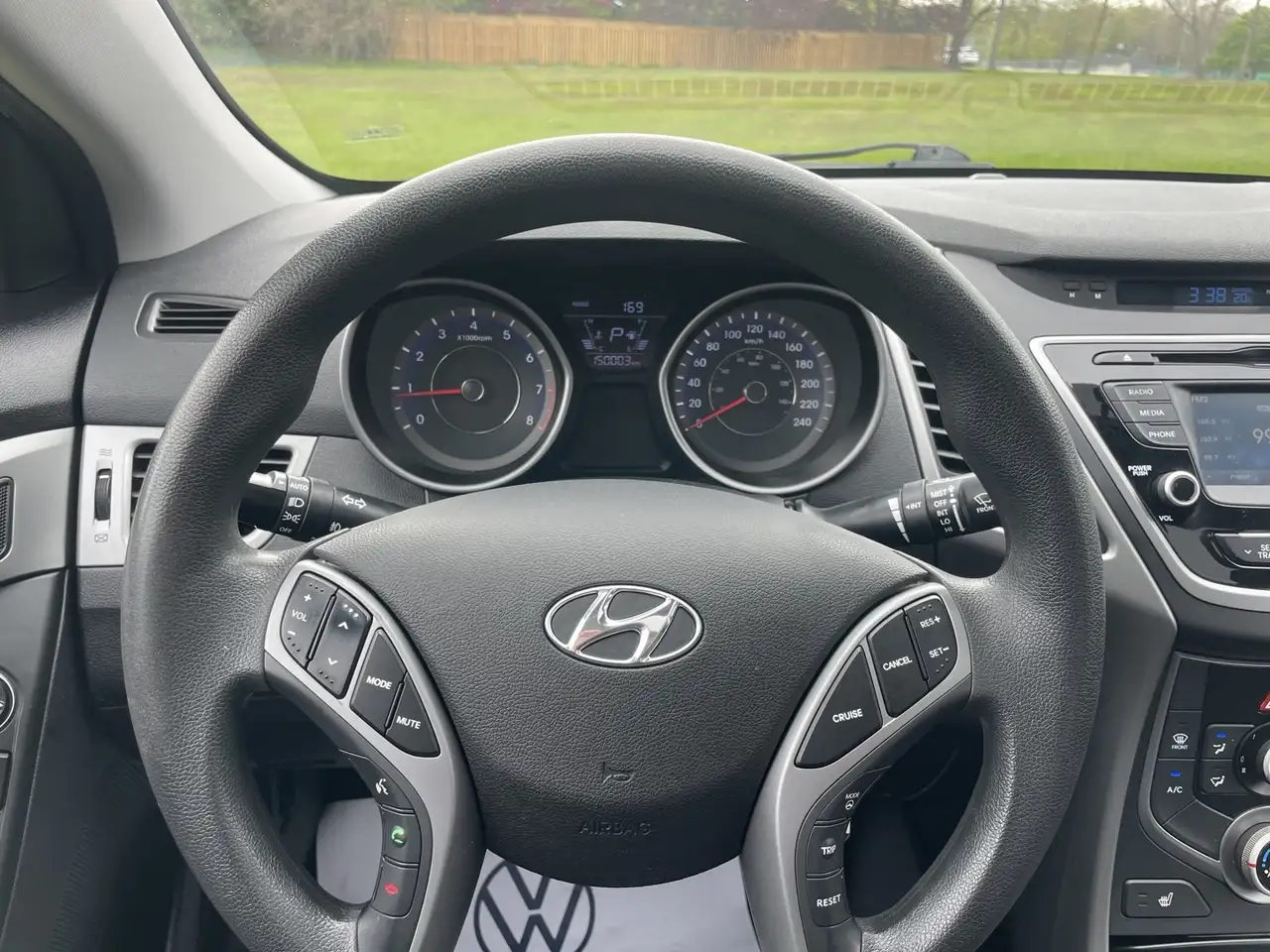 Hyundai ELANTRA снимка Hyundai ELANTRA
