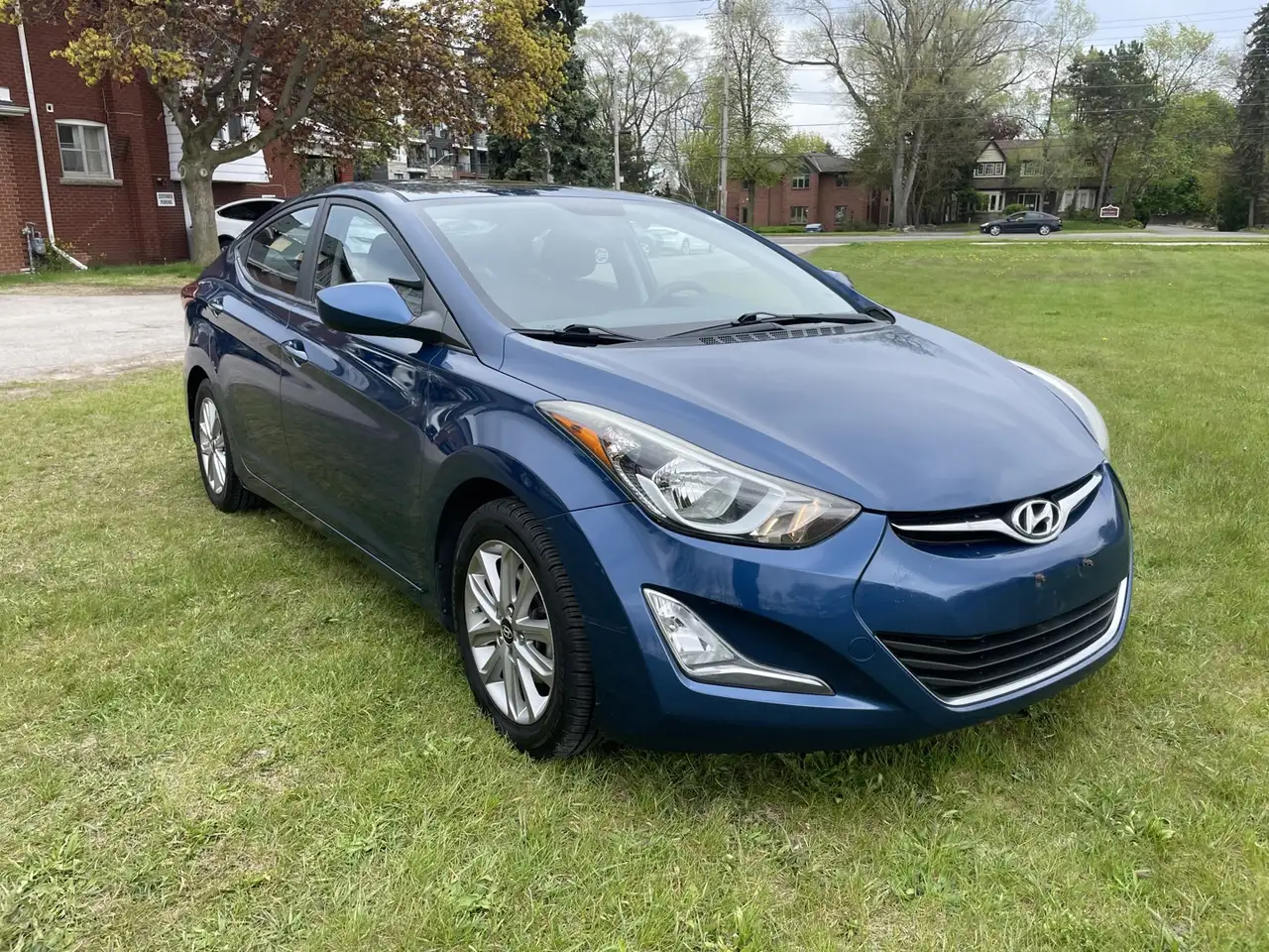 Hyundai ELANTRA снимка Hyundai ELANTRA