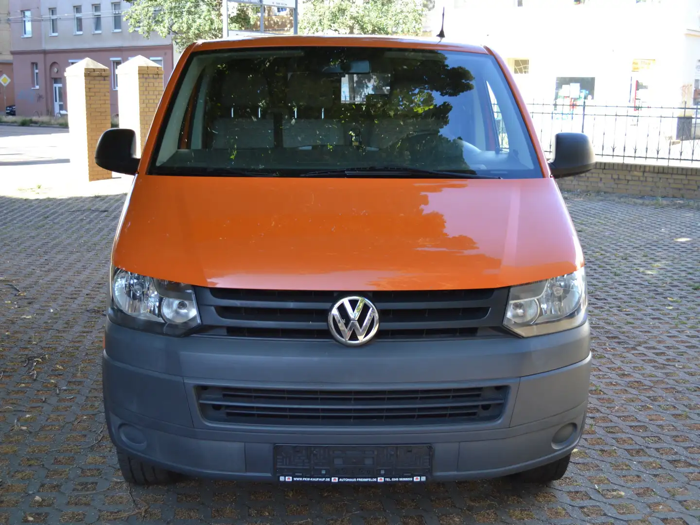 Volkswagen T5 Transporter Kasten Orange - 2