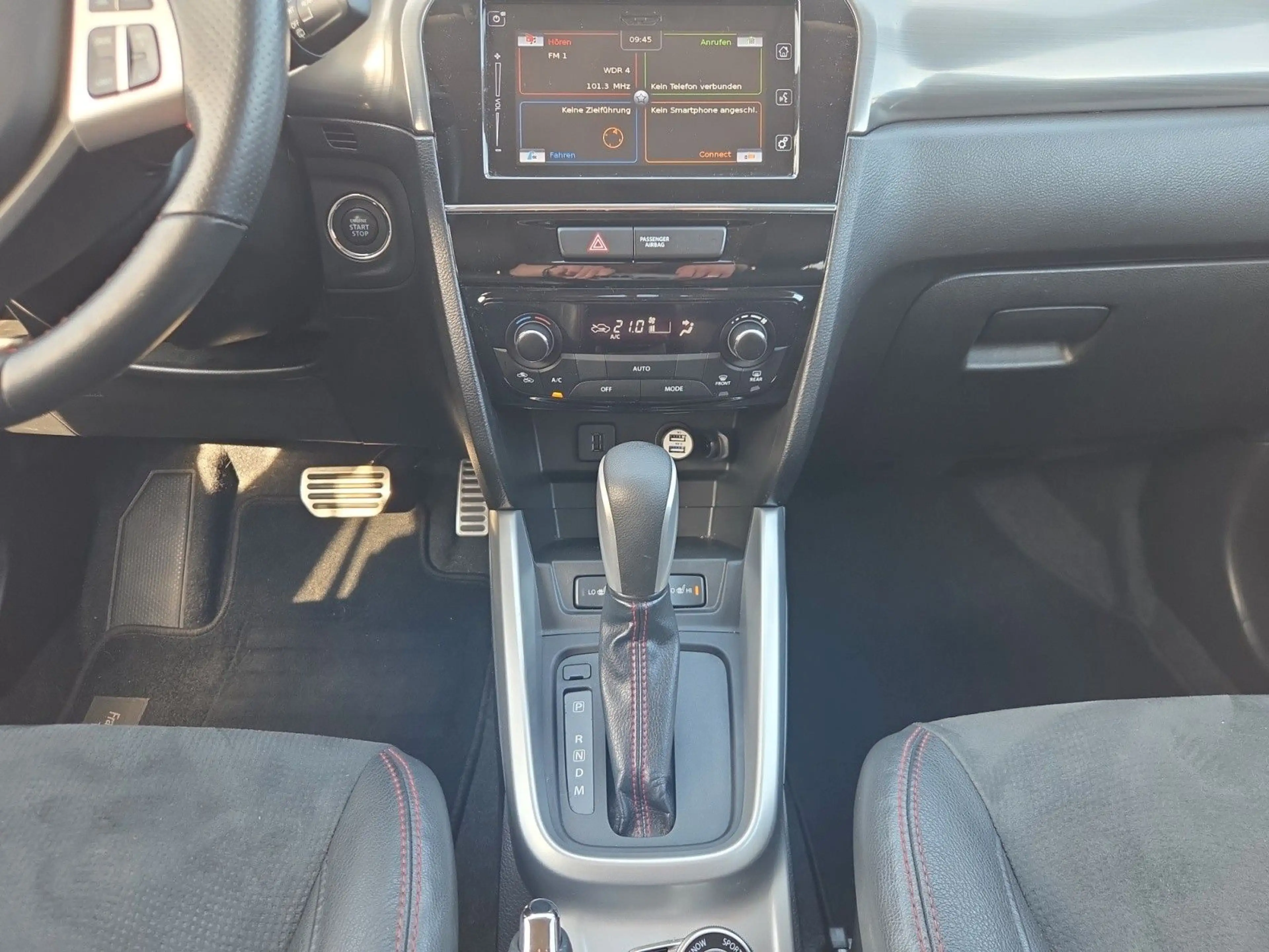 Suzuki Vitara 1.4 S 4x4 — photo 13