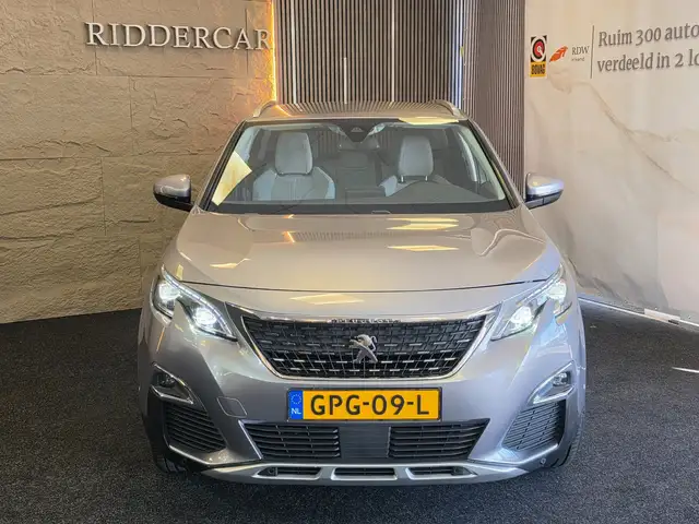 Peugeot 3008 view 6
