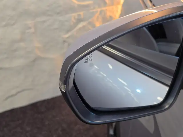 Peugeot 3008 view 17