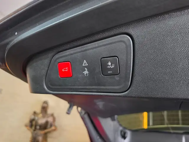 Peugeot 3008 view 8
