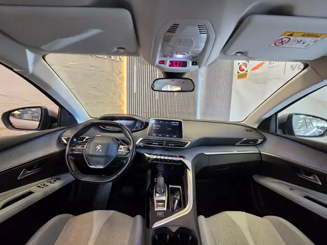 Peugeot 3008 view 13