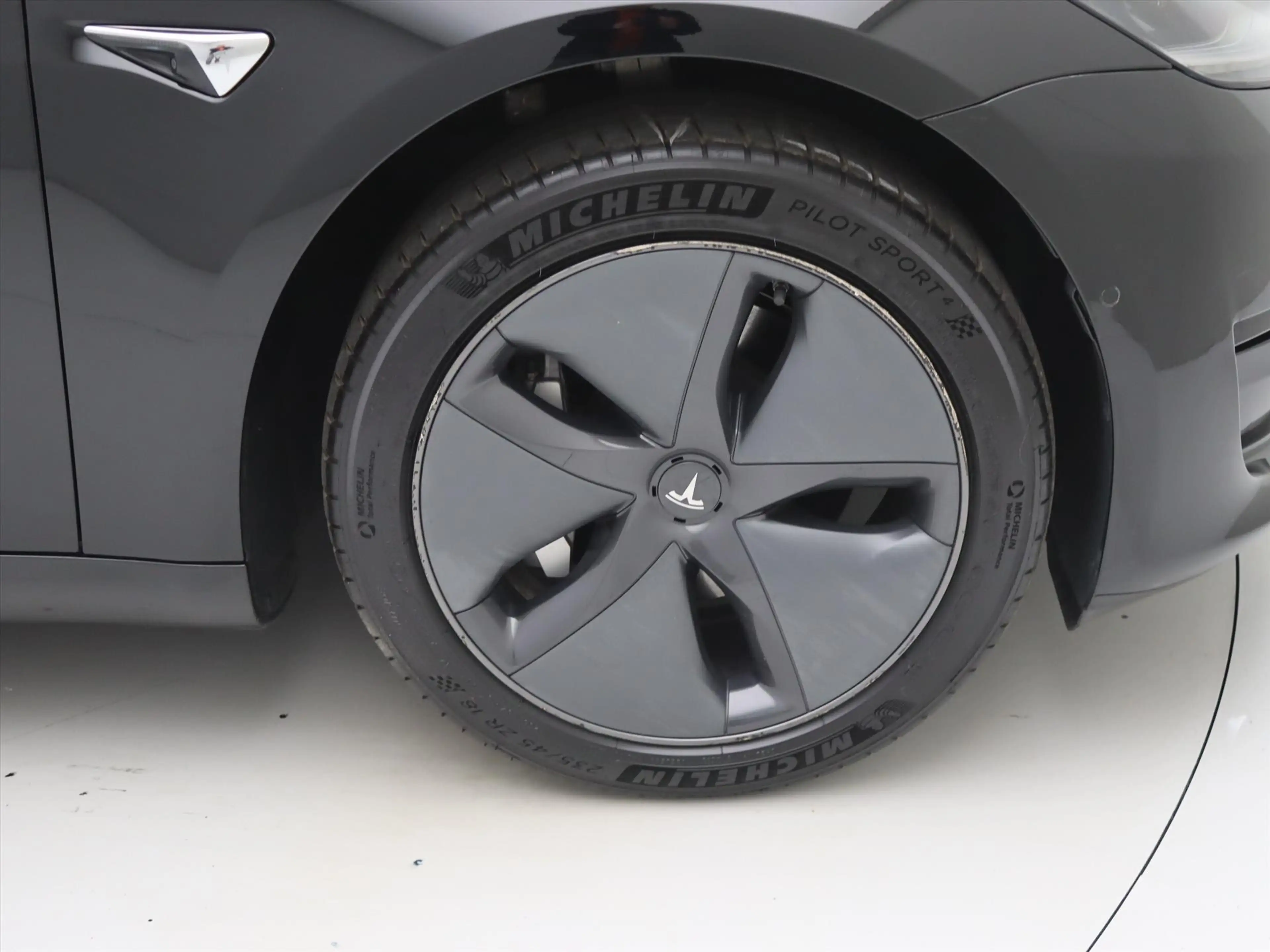 Tesla Model 3 Standard RWD Plus [ FSD+415KM WLTP+PREMIUM AUDIO ] — photo 10