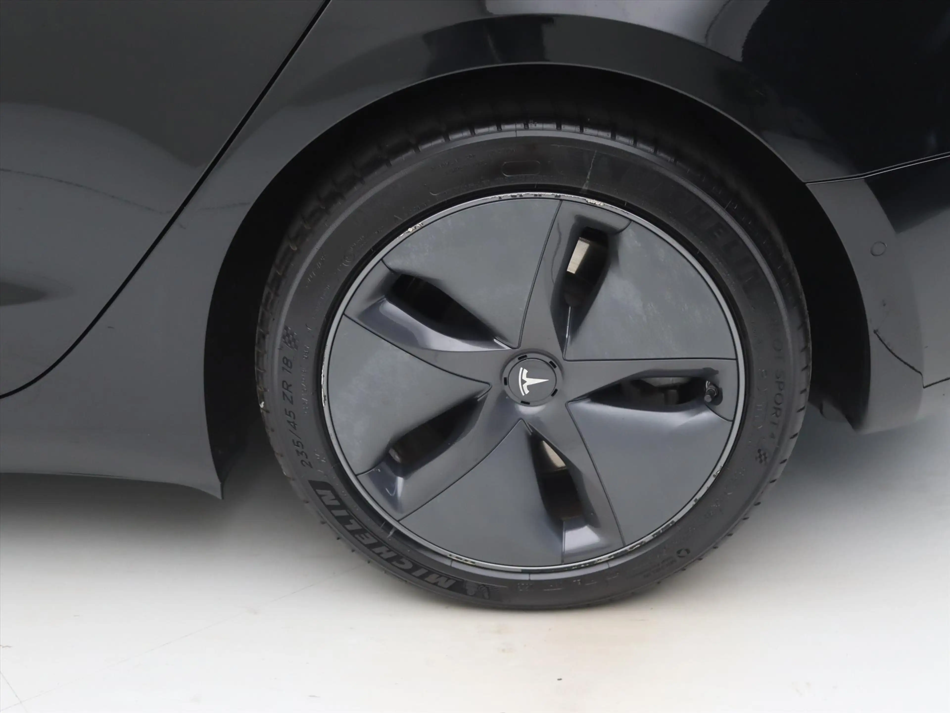 Tesla Model 3 Standard RWD Plus [ FSD+415KM WLTP+PREMIUM AUDIO ] — photo 13