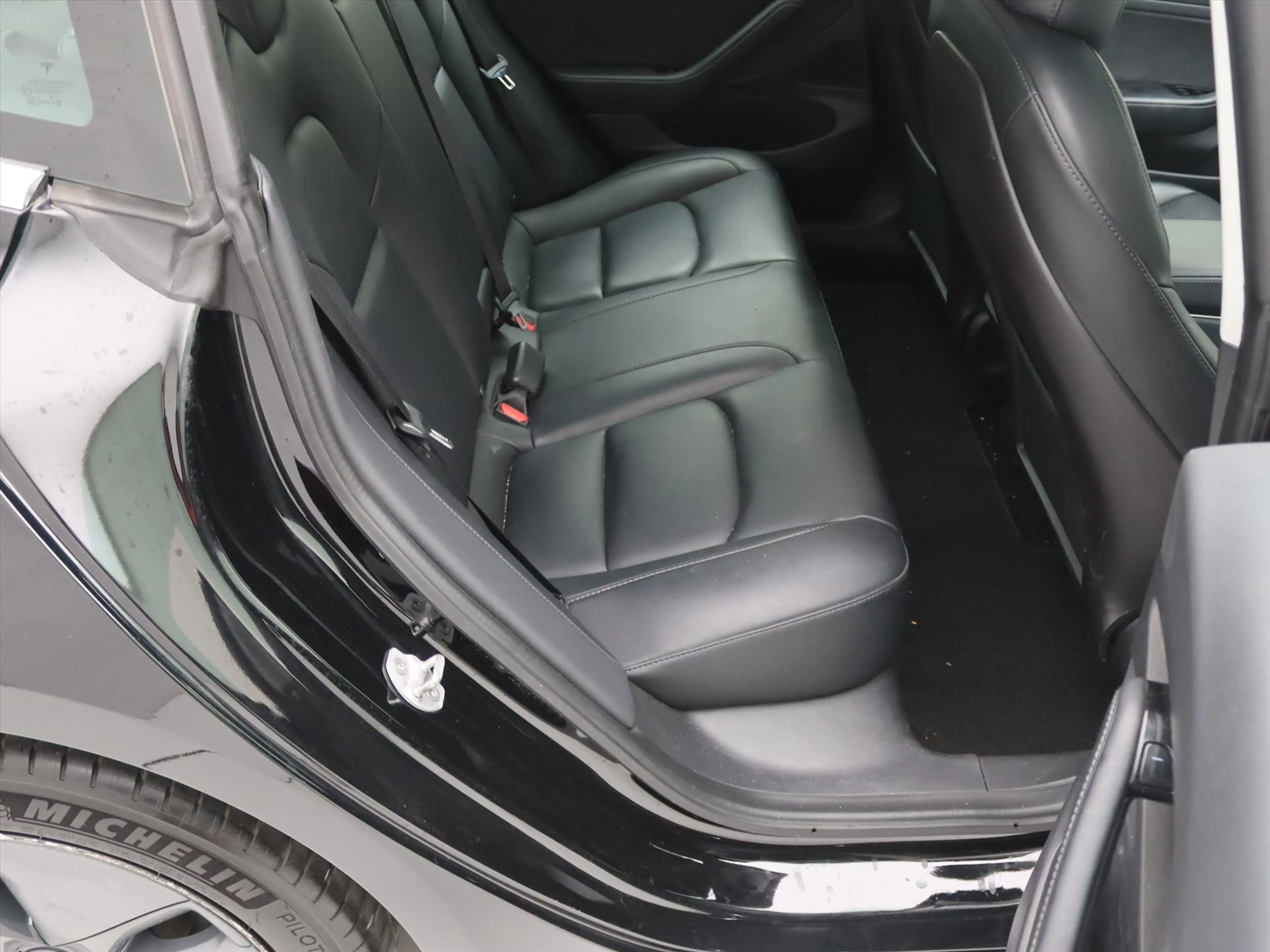 Tesla Model 3 Standard RWD Plus [ FSD+415KM WLTP+PREMIUM AUDIO ] — photo 14