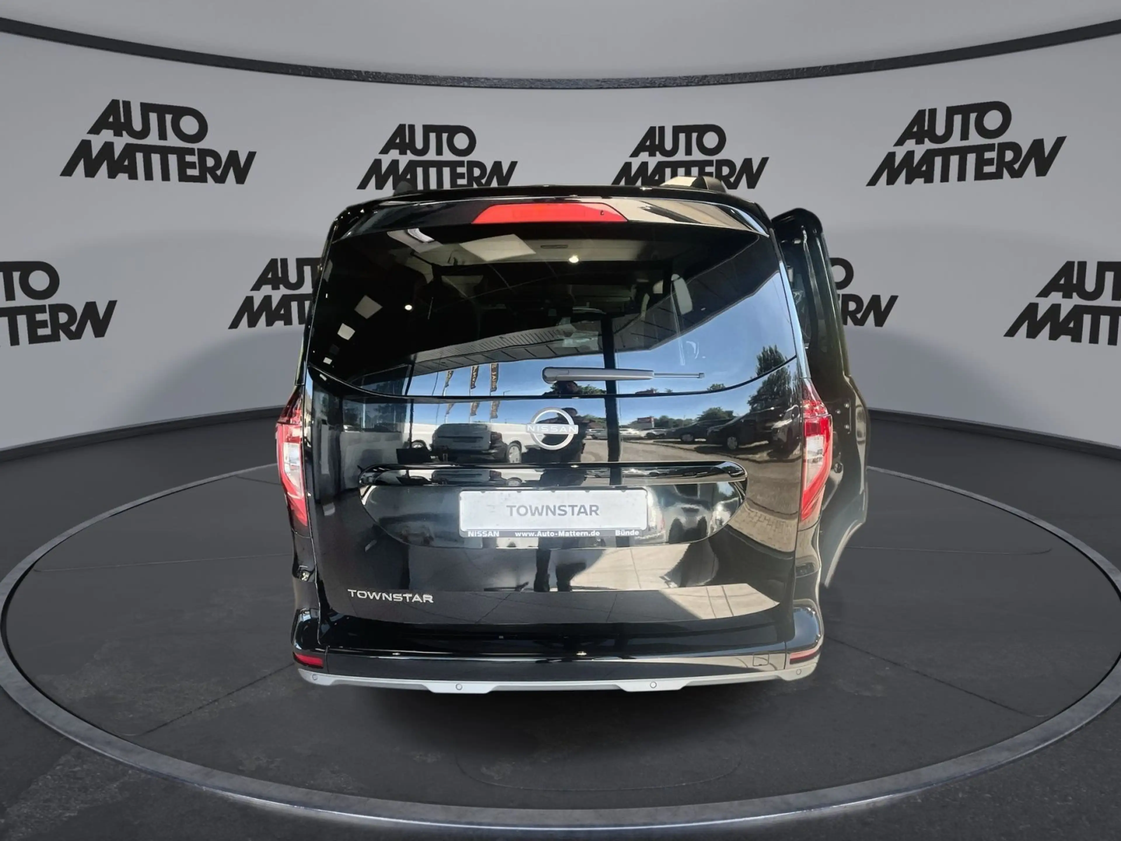 Nissan Townstar DIG-T 130 AT L1 Tekna — photo 7