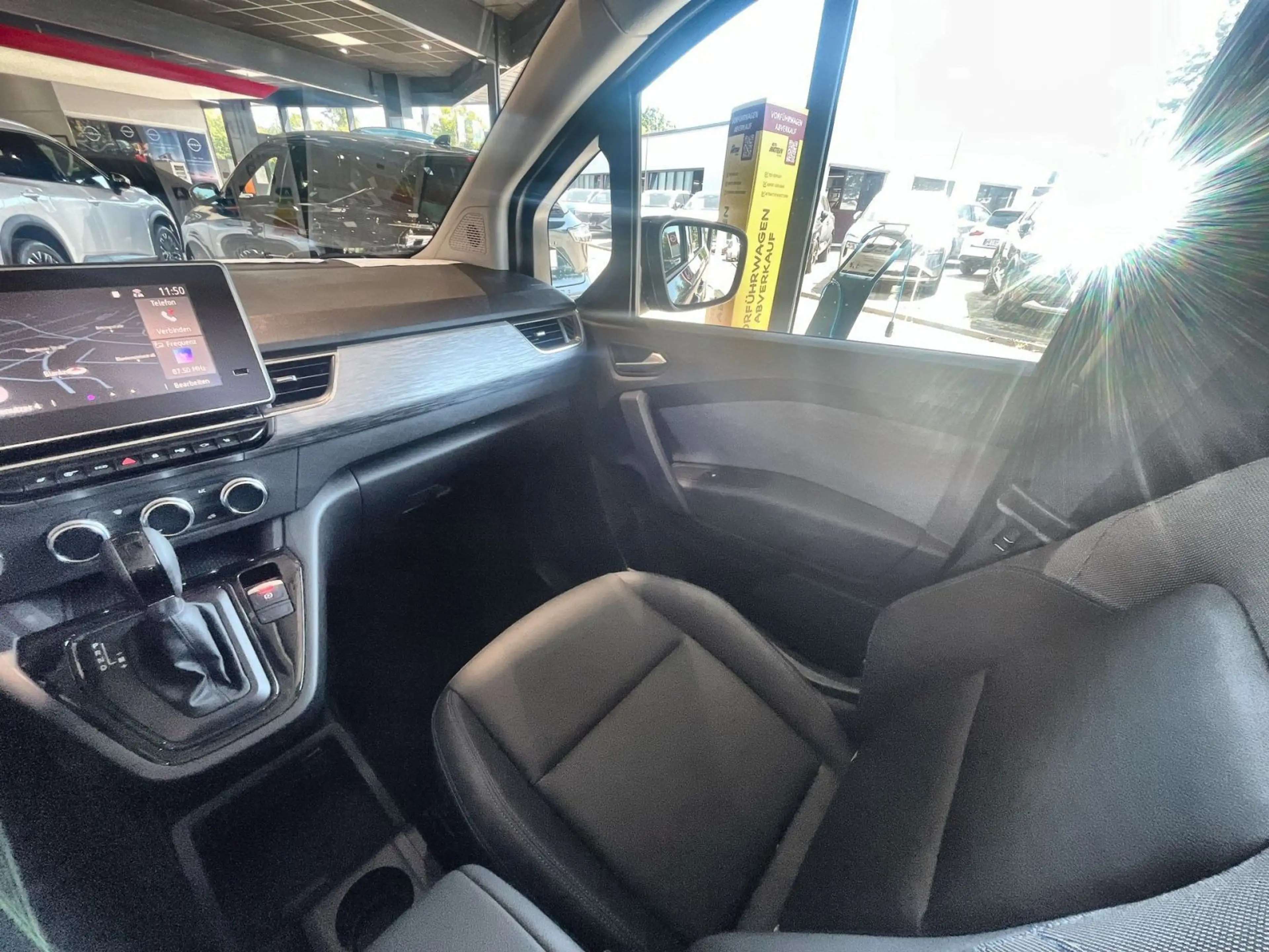 Nissan Townstar DIG-T 130 AT L1 Tekna — photo 11
