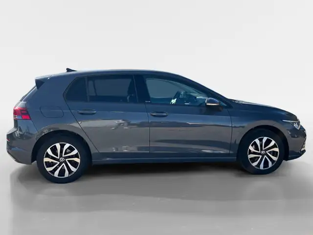 Volkswagen Golf view 6
