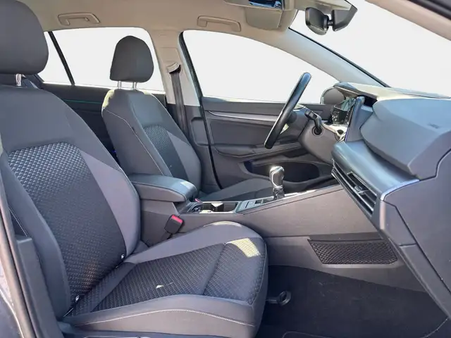 Volkswagen Golf view 12