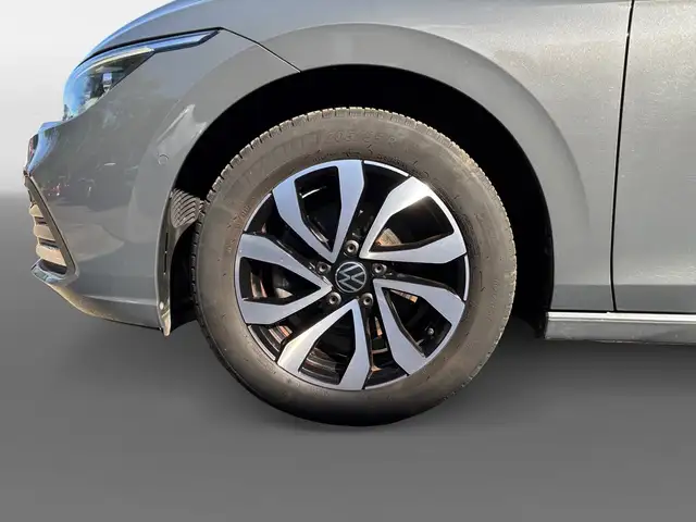Volkswagen Golf view 14