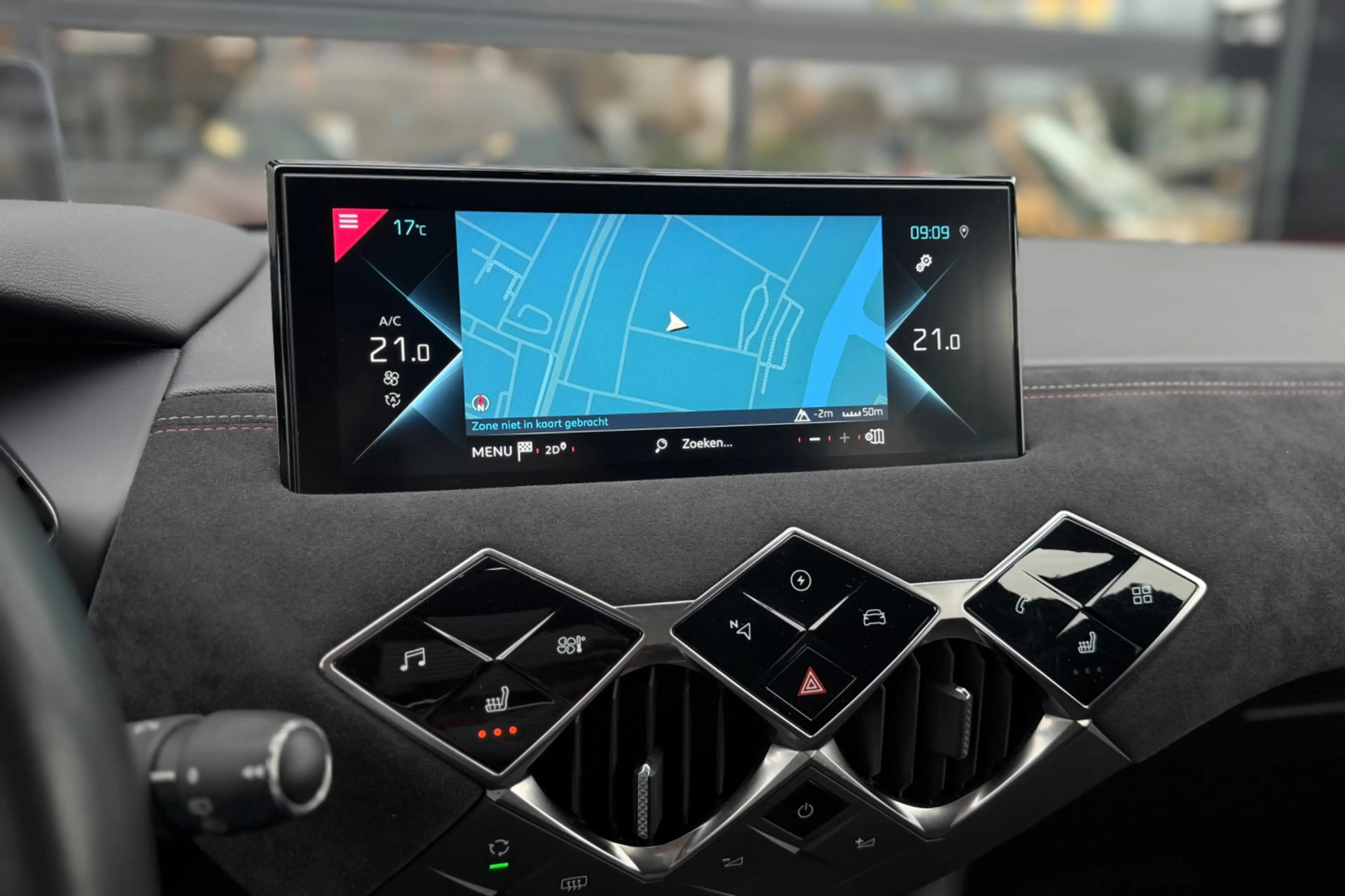 DS Automobiles DS 3 Crossback E-Tense Performance Line 50 kWh, Carplay, Cruise, — photo 19