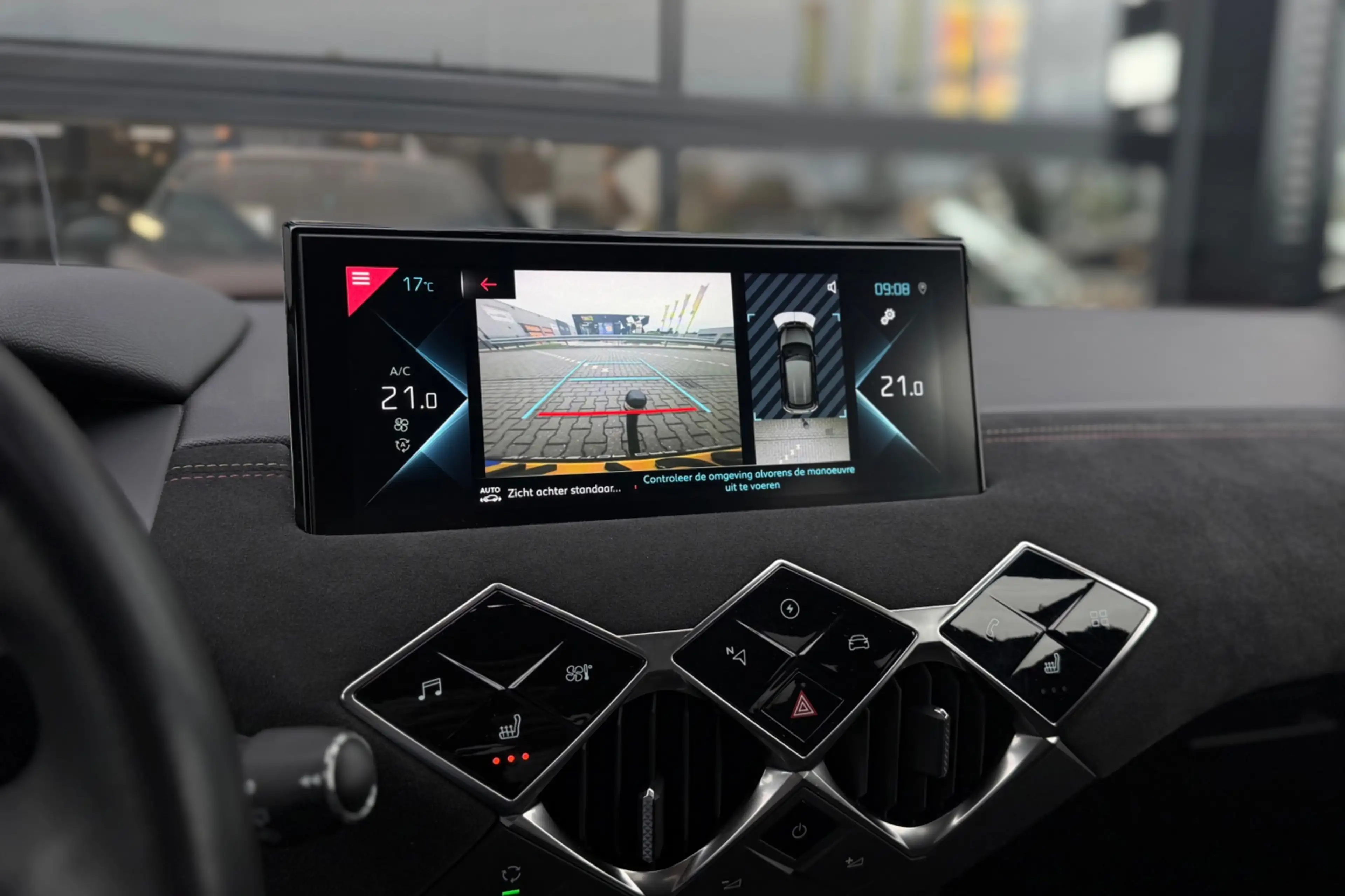 DS Automobiles DS 3 Crossback E-Tense Performance Line 50 kWh, Carplay, Cruise, — photo 21