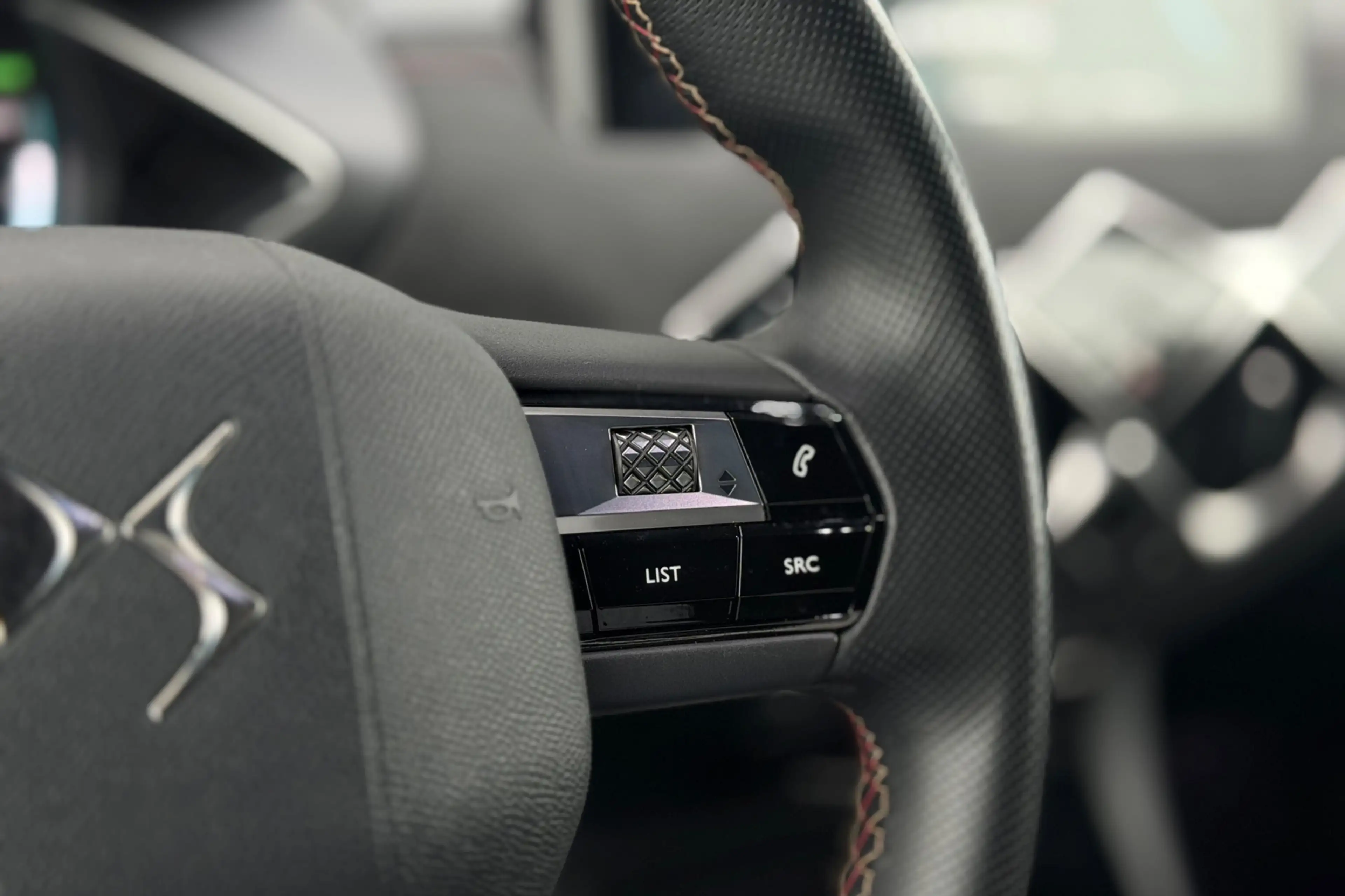 DS Automobiles DS 3 Crossback E-Tense Performance Line 50 kWh, Carplay, Cruise, — photo 25